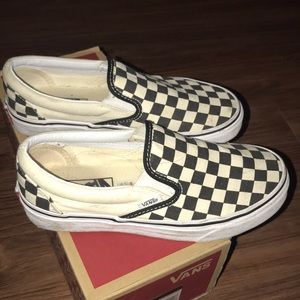Vans Checkered Slip on’s